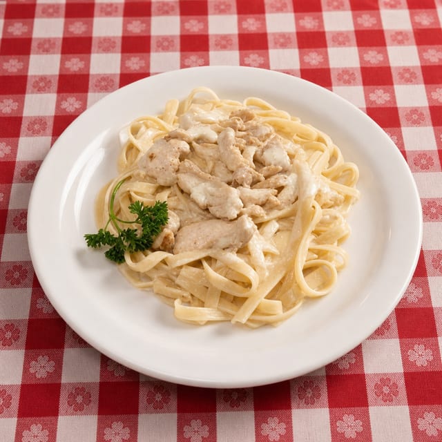 Chick Fettuccine Alfredo Lunch.